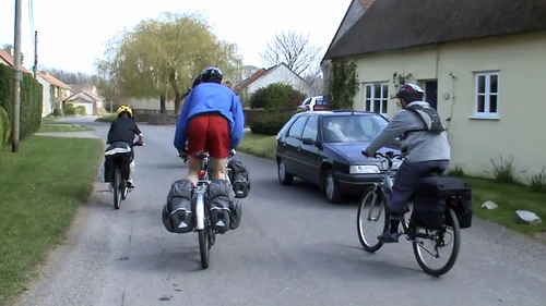 09 Apr 2004 · Somerset Levels: Day 1 Home to Street YH